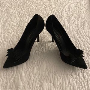 Steven by Steve Madden Ravesh Black Nubuck Pumps